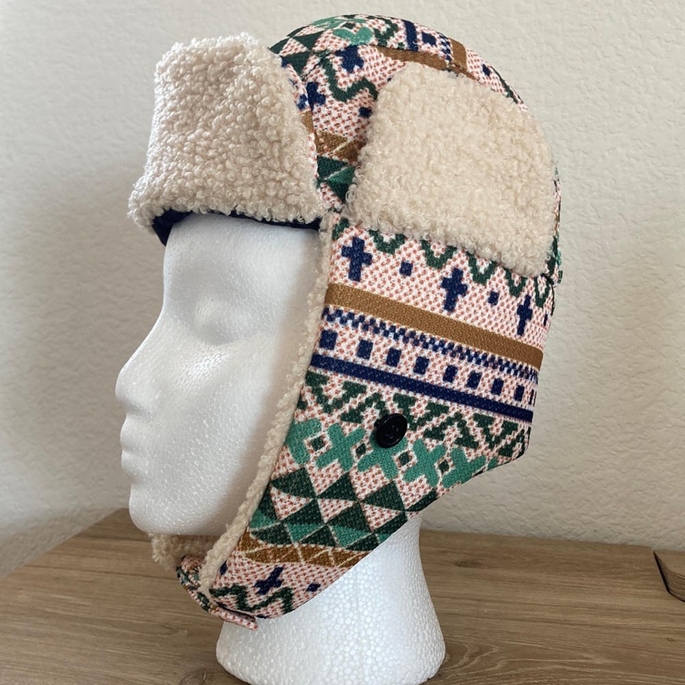 NWOT San Diego Hat Company Kids Trapper Size 2-4 yrs